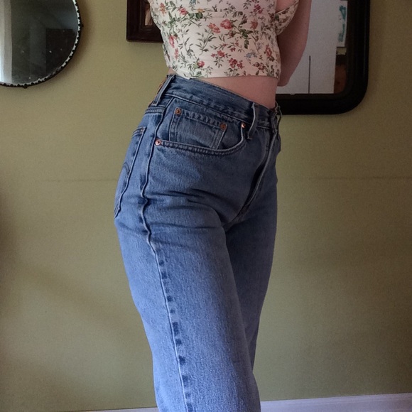 Red Tab Levi Jeans - Picture 2 of 5